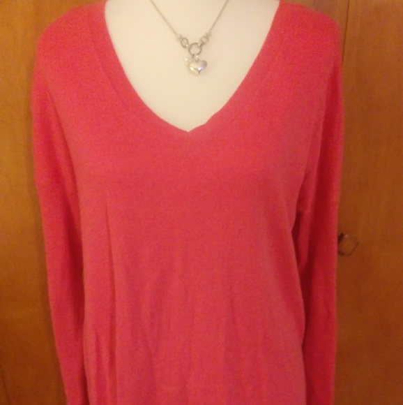 American Eagle Outfitters Sweaters - American Eagle Coral Sweater American Eagle Outfitters Sweaters - American Eagle Coral Sweater